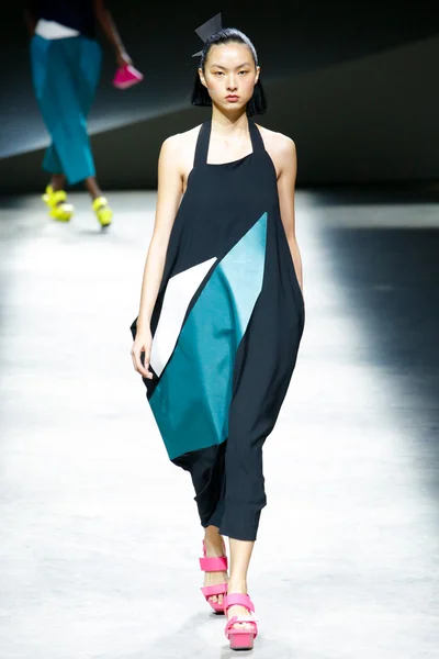 Look 5